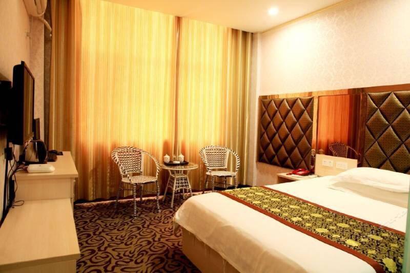 Wudangshan Jianpuzhai Hotel Danjiangkou Экстерьер фото